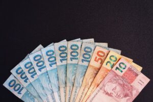 Cuidados Essenciais Antes de Pedir um Empréstimo Online