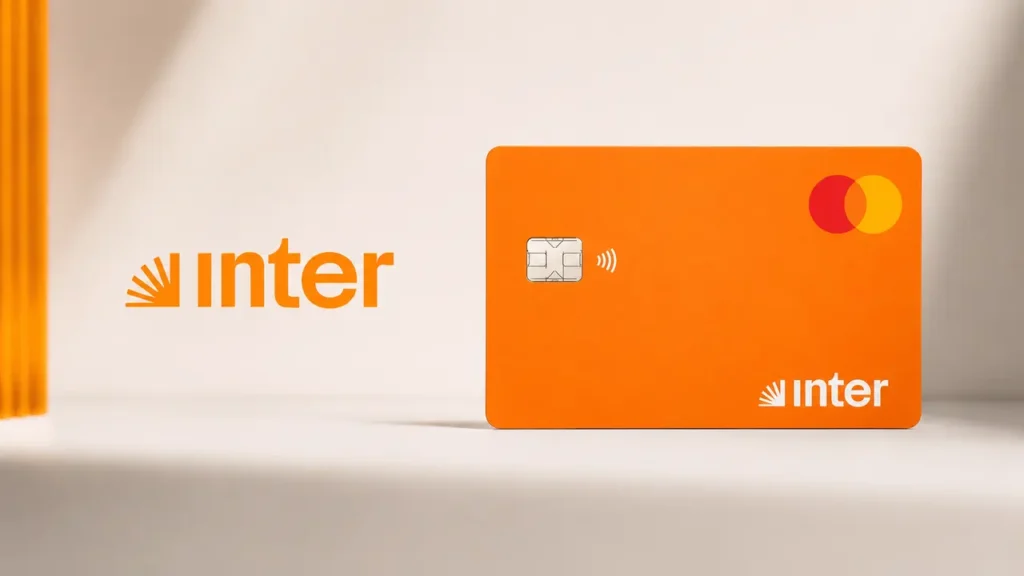 cartão inter gold no fundo branco